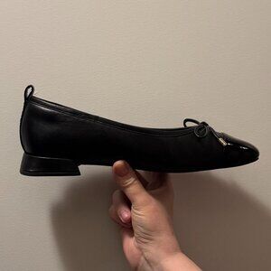 Clarks, Womens Black Ballet Flats 7.5